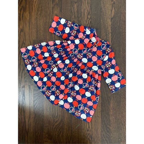 NEW smiling button Toddler Girls 12-18 Months Winnie Dress - Picture 6 of 8